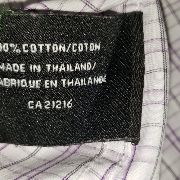 Men’s Dress Shirts - Like New - Picture 3 of 4